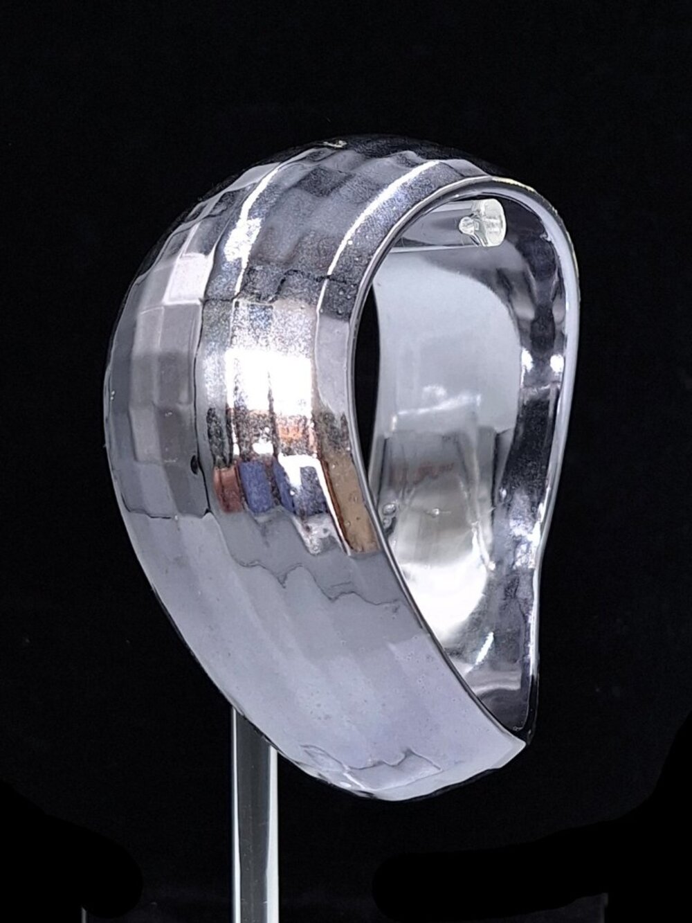 Chunky Silver tone bracelet